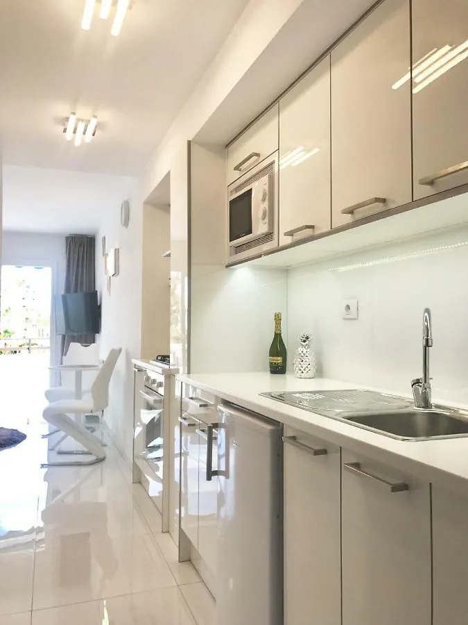 Style Apartment With Ocean View Playa de las Americas